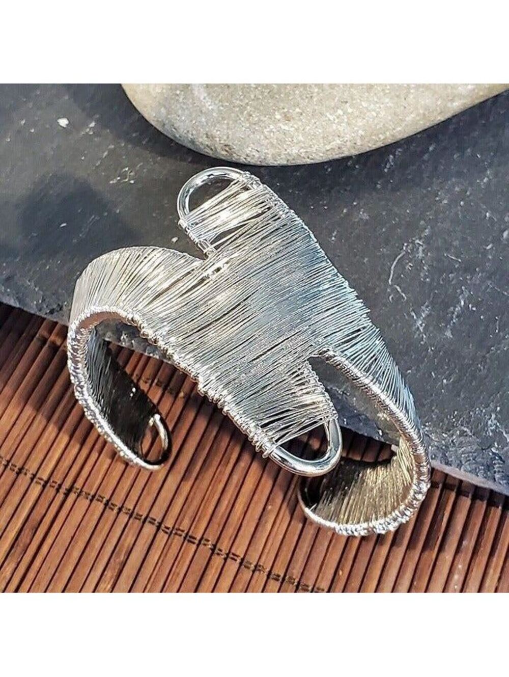 Vintage 90s Y2K Asymmetrical Silver Wire Wrap Detail Cuff Bracelet